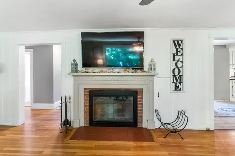 5 Bellevue Avenue Claremont NH 03743