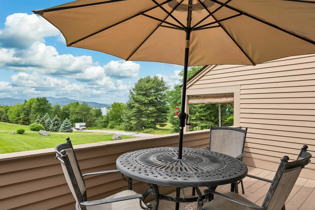 10 London Hill Road Moultonborough NH 03254