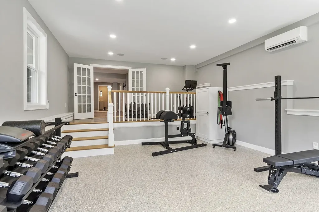 57 London Bridge Road Windham NH 03087