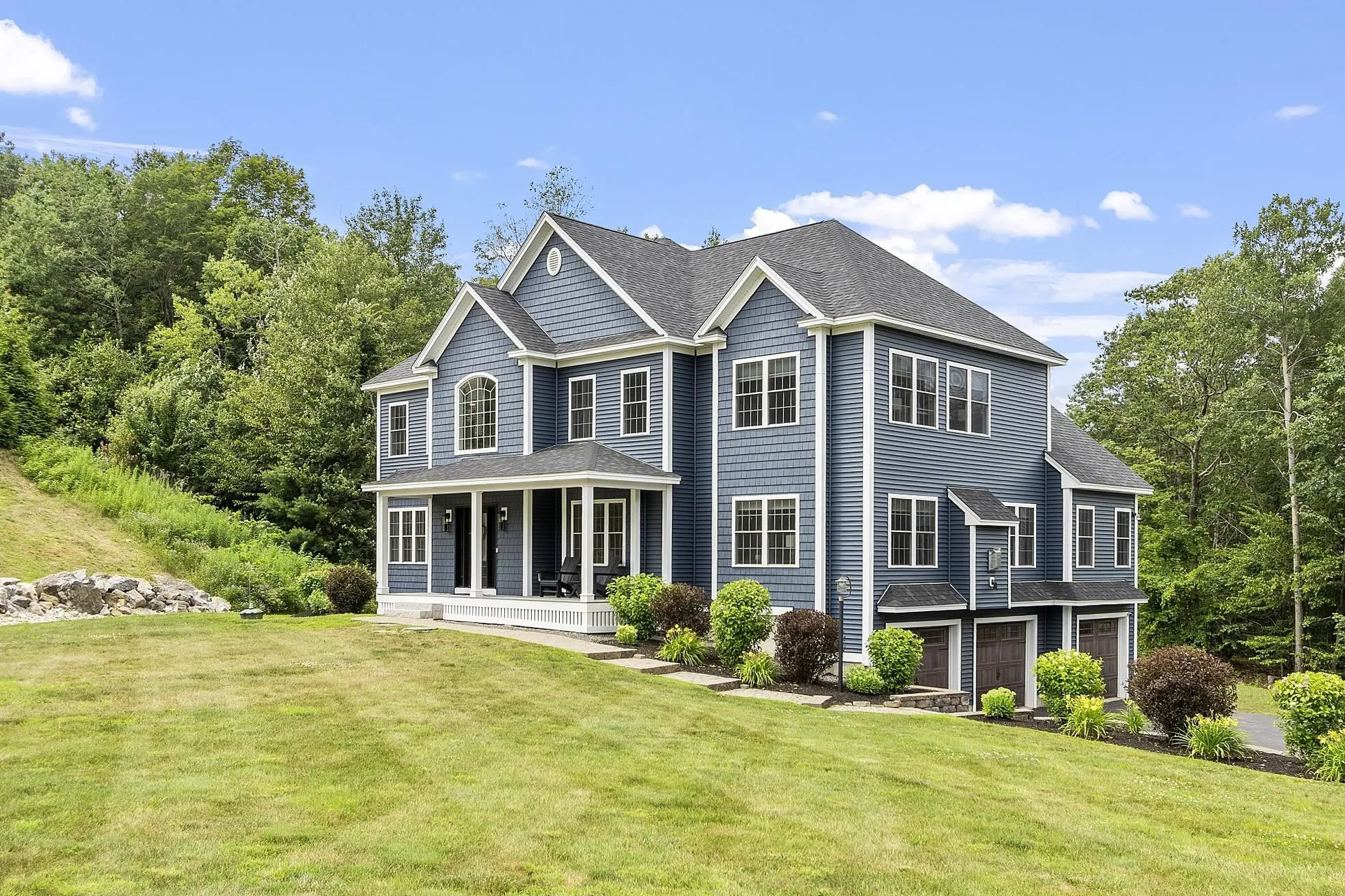 57 London Bridge Road Windham NH 03087