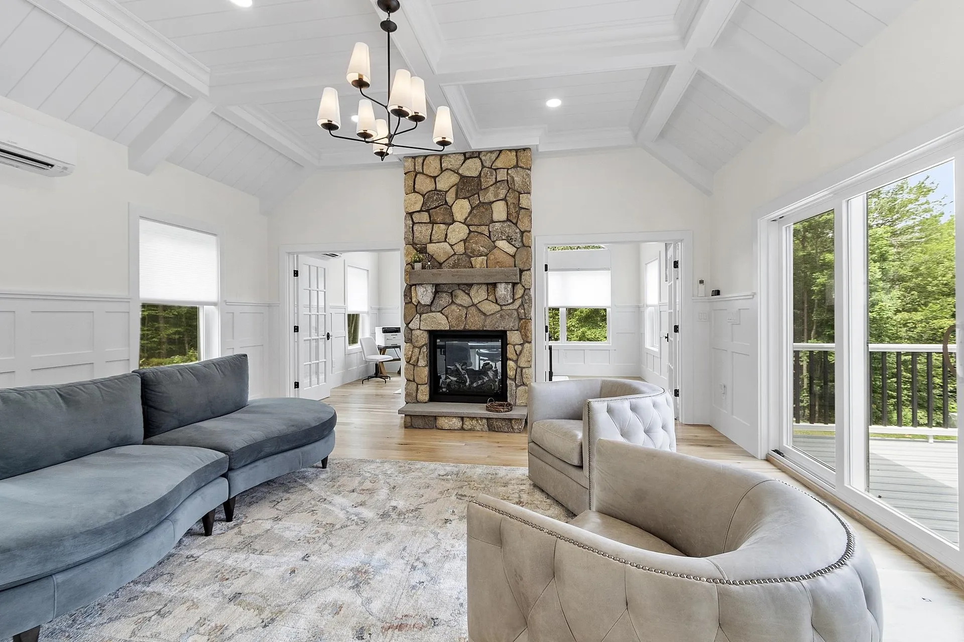 57 London Bridge Road Windham NH 03087