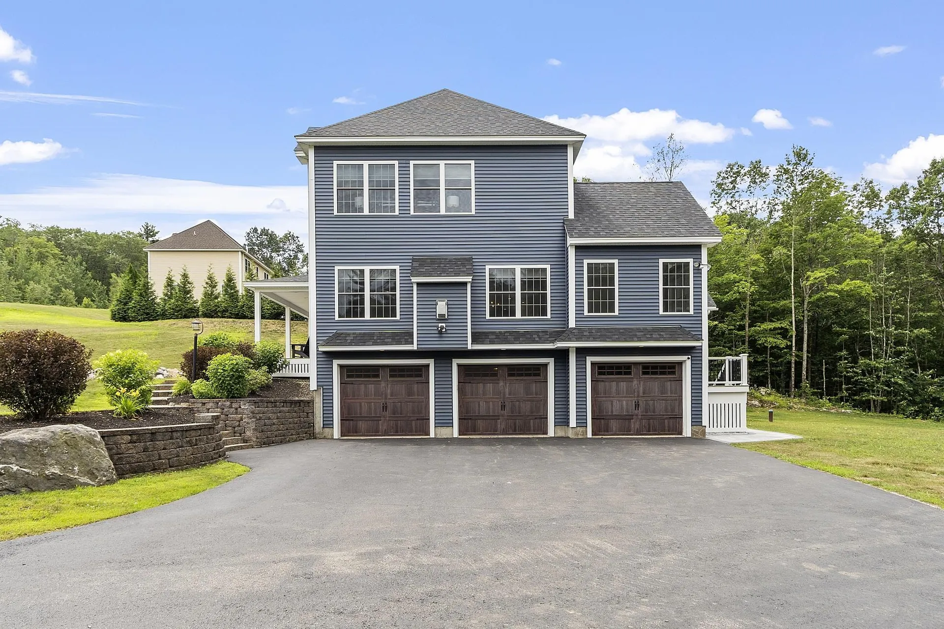 57 London Bridge Road Windham NH 03087