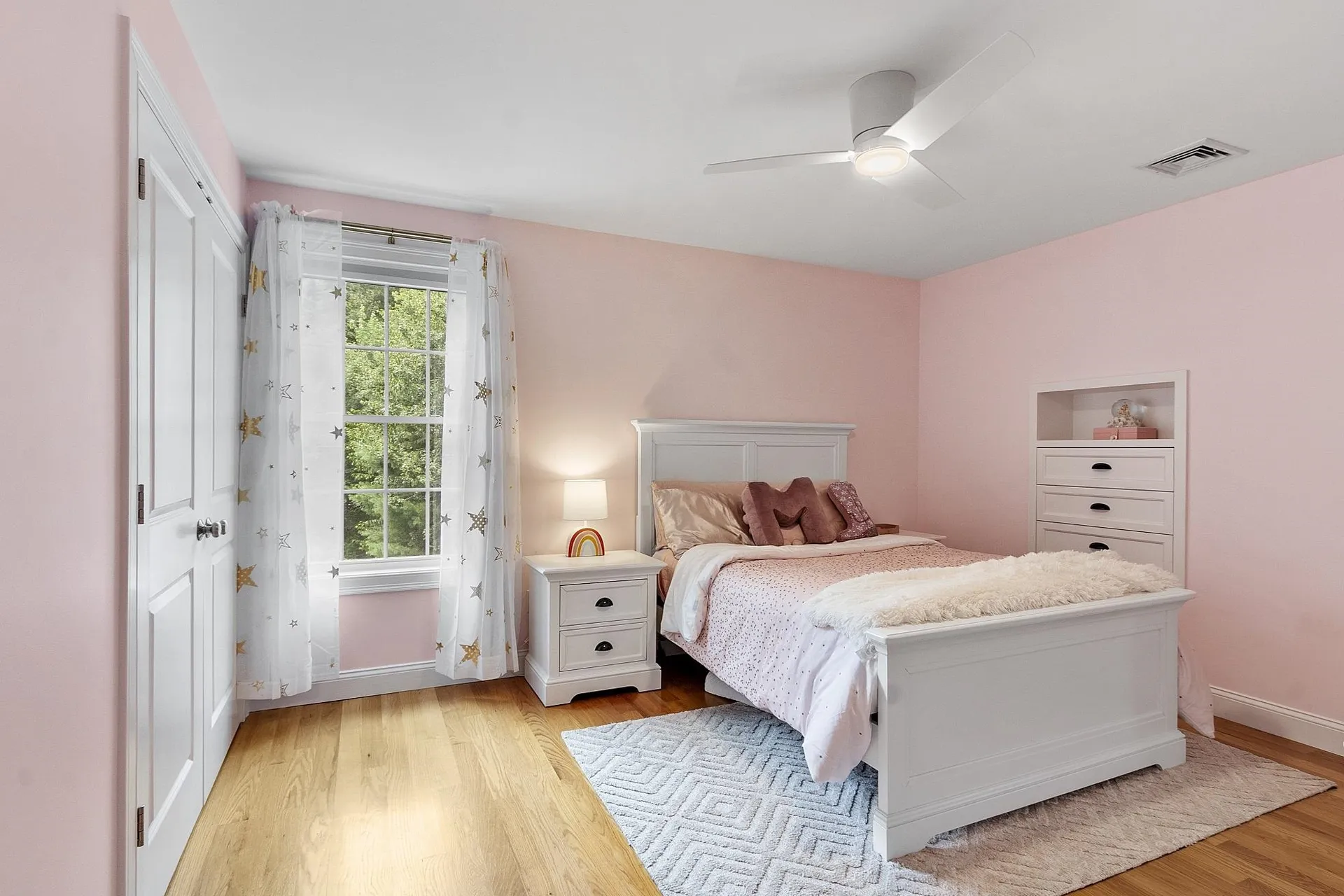 57 London Bridge Road Windham NH 03087