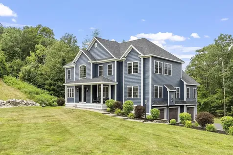 57 London Bridge Road Windham NH 03087
