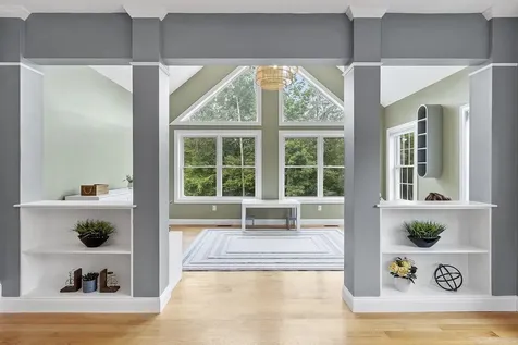 57 London Bridge Road Windham NH 03087