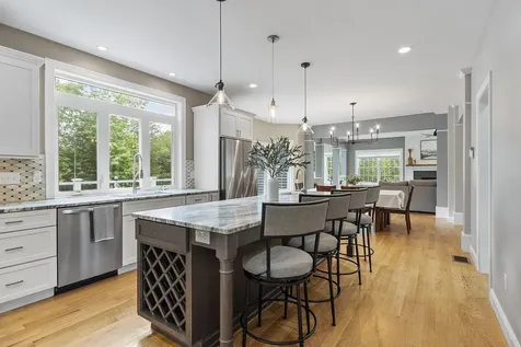 57 London Bridge Road Windham NH 03087