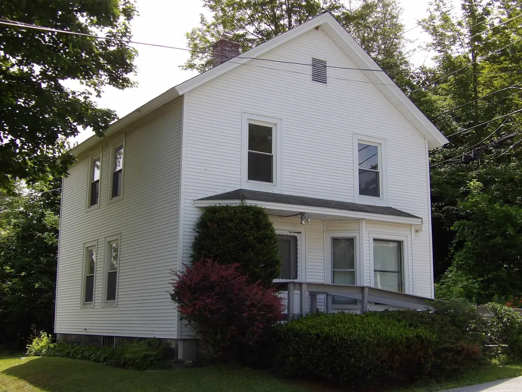 6 Gibbs Street Proctor VT 05765