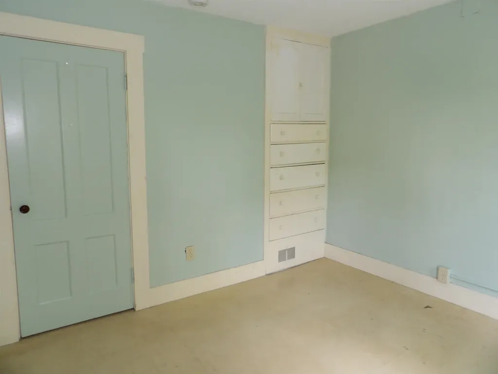 6 Gibbs Street Proctor VT 05765