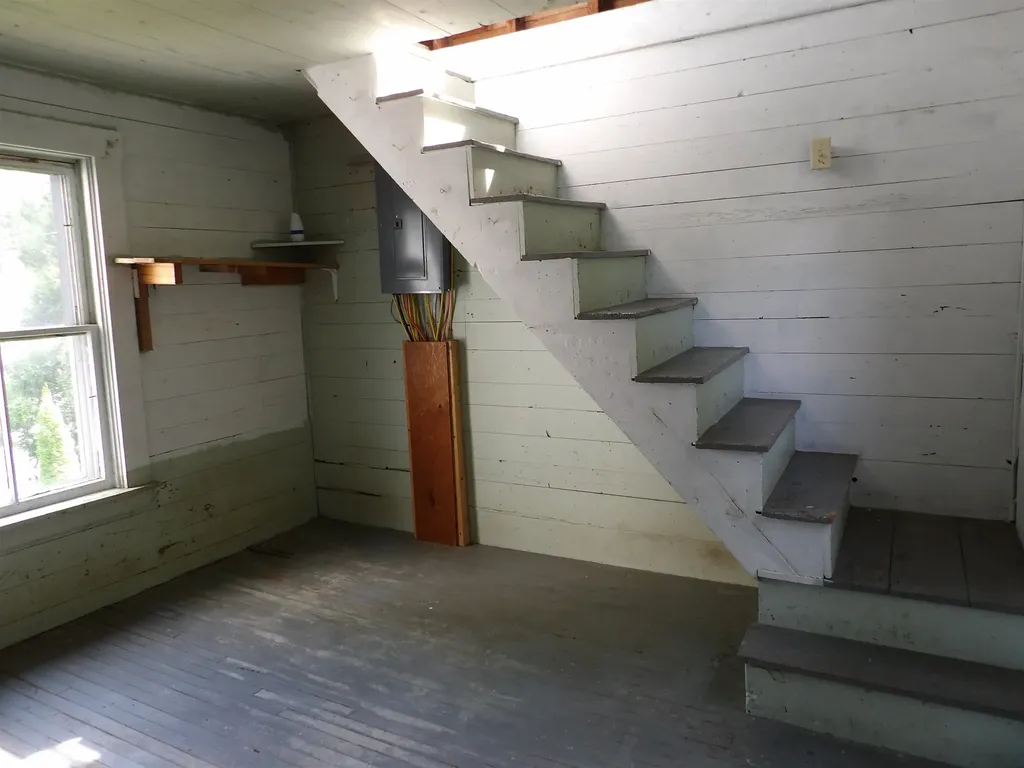 6 Gibbs Street Proctor VT 05765