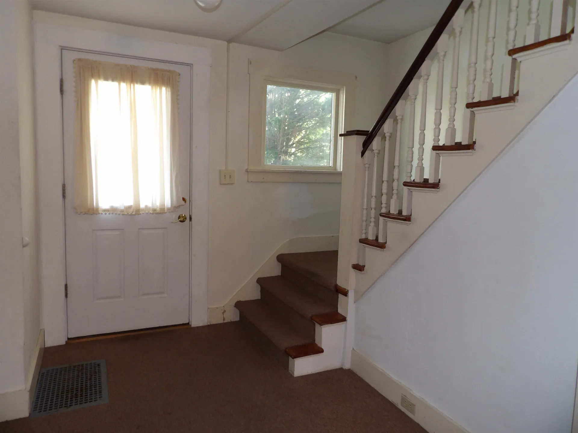 6 Gibbs Street Proctor VT 05765