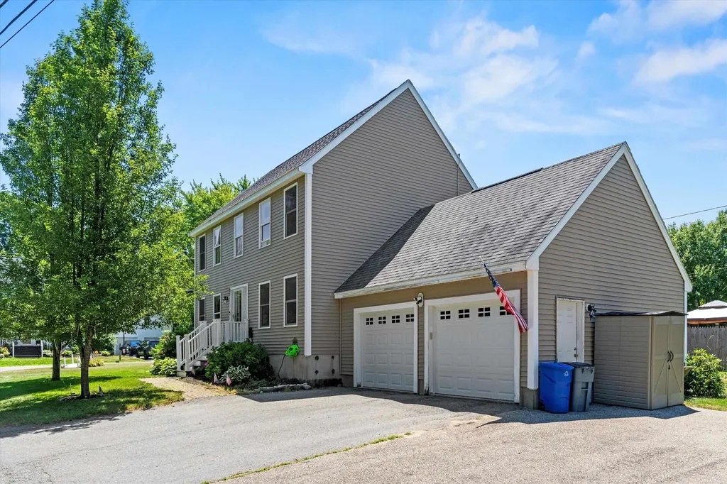 21 Dows Lane Seabrook NH 03874