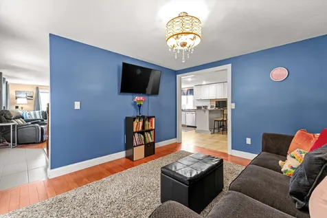 21 Dows Lane Seabrook NH 03874