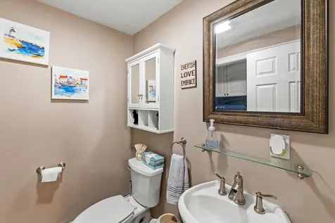 21 Dows Lane Seabrook NH 03874