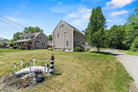 21 Dows Lane Seabrook NH 03874