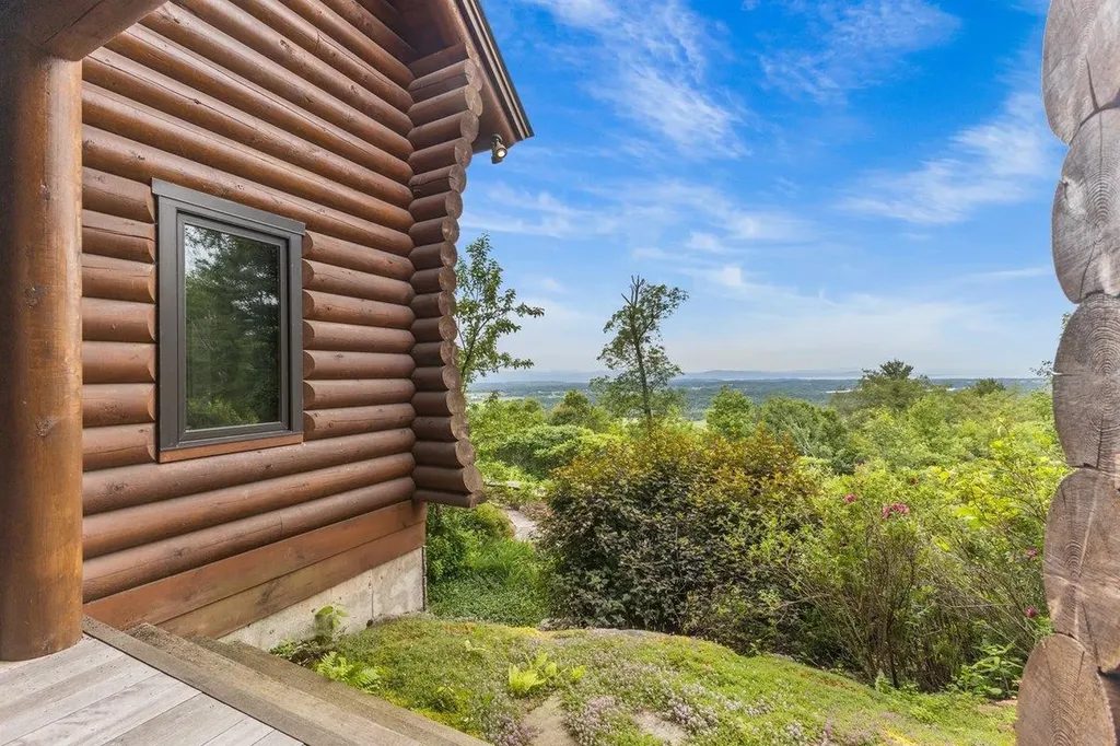 89 Rocky Mountain Lane Hinesburg VT 05461