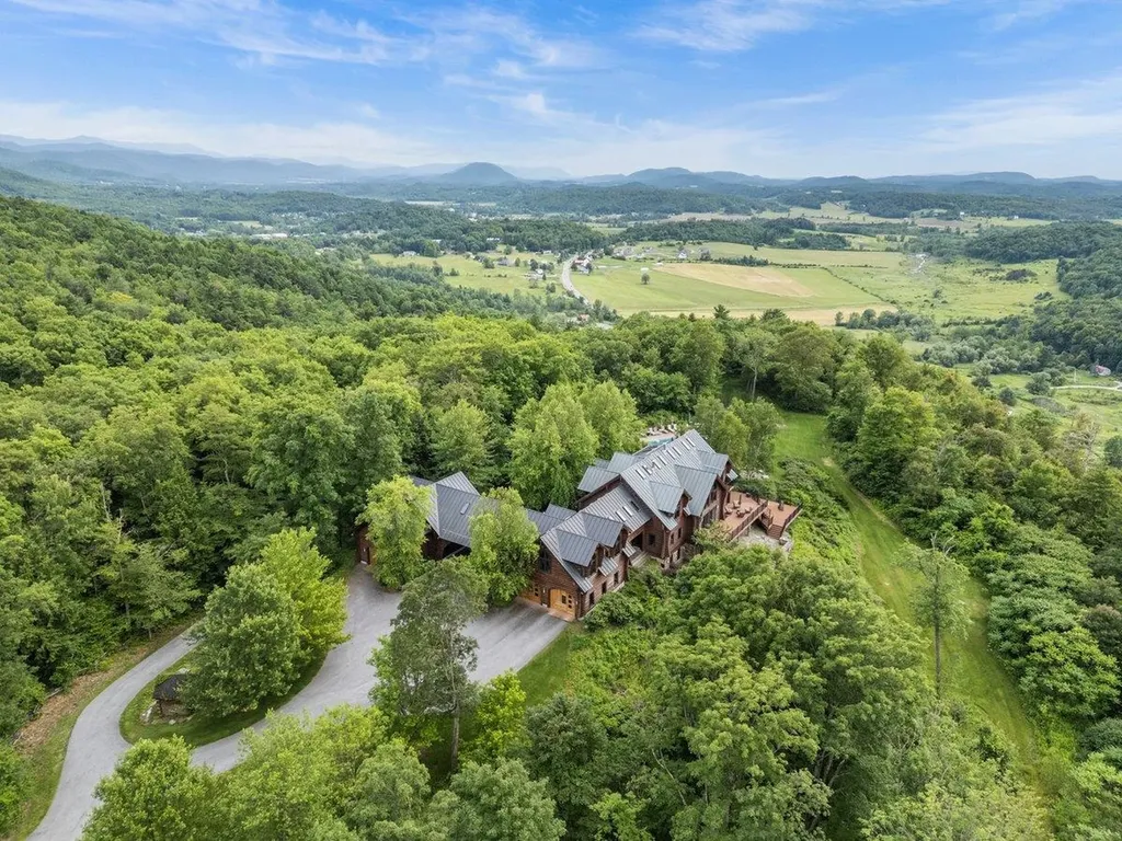 89 Rocky Mountain Lane Hinesburg VT 05461