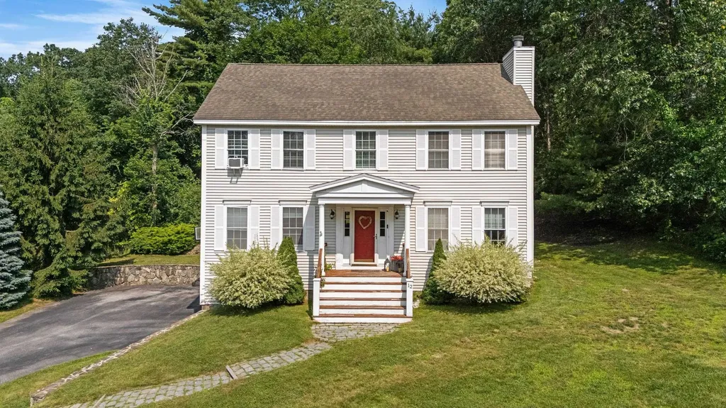 12 Orchard Drive Derry NH 03038