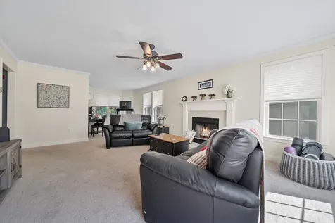 12 Orchard Drive Derry NH 03038