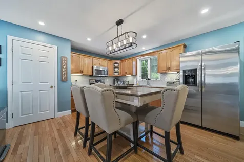 12 Orchard Drive Derry NH 03038