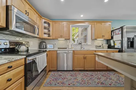 12 Orchard Drive Derry NH 03038