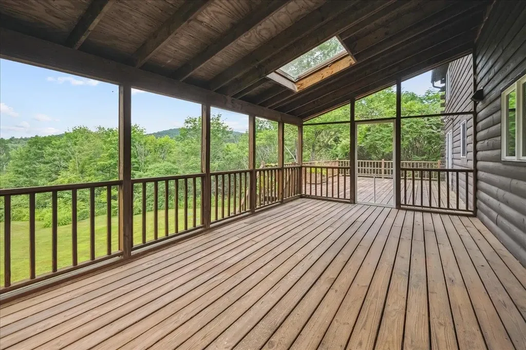 320 Lost Nation Road Essex VT 05452