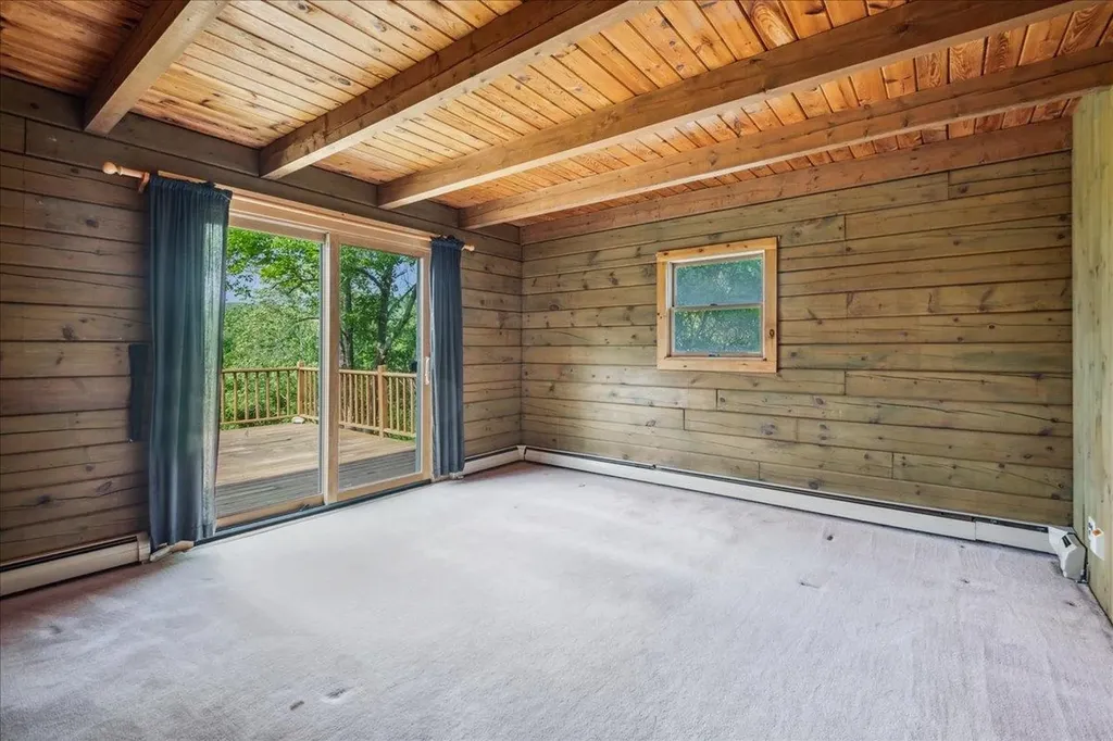 320 Lost Nation Road Essex VT 05452