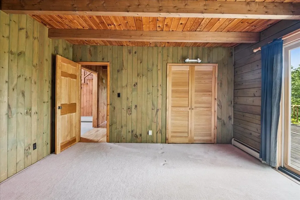 320 Lost Nation Road Essex VT 05452