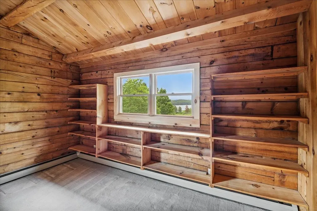 320 Lost Nation Road Essex VT 05452