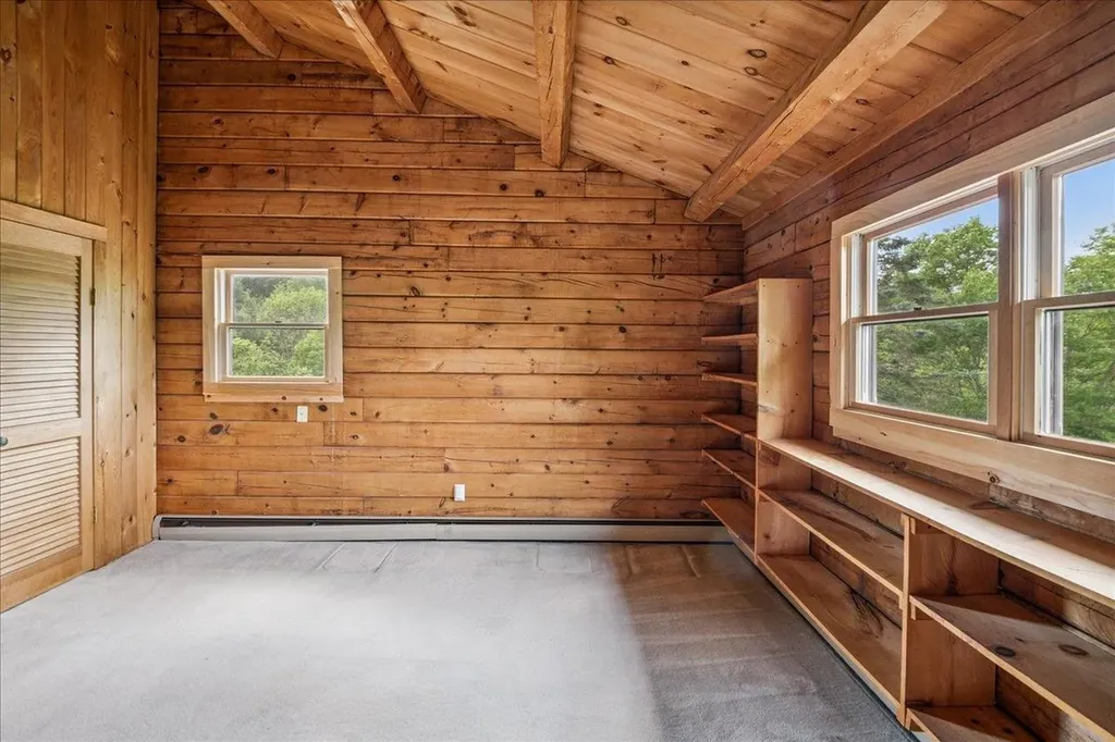 320 Lost Nation Road Essex VT 05452