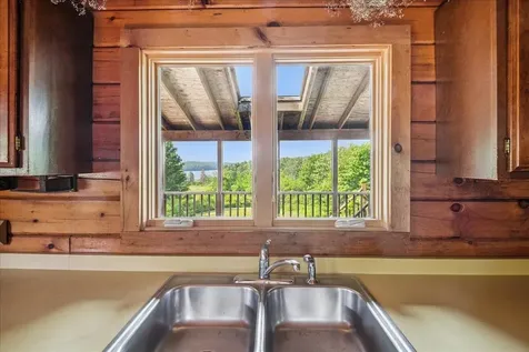 320 Lost Nation Road Essex VT 05452