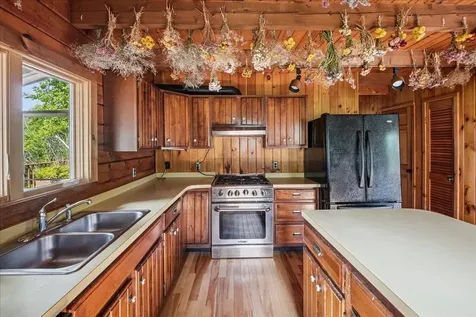 320 Lost Nation Road Essex VT 05452