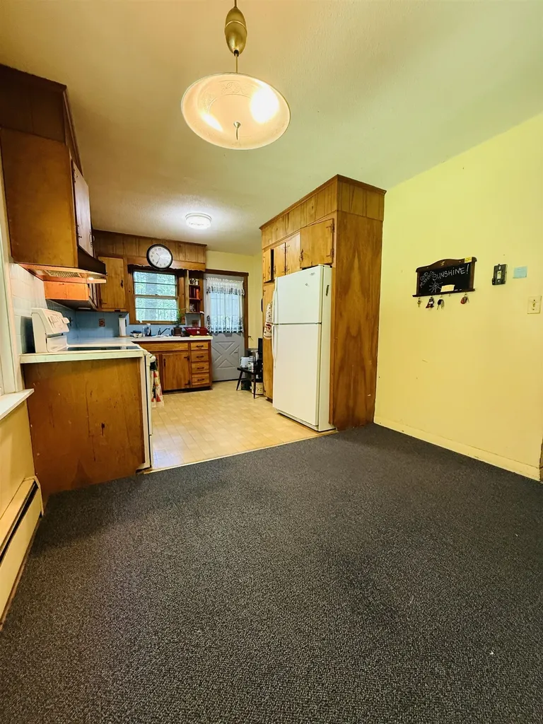 77 Griswold Drive Rockingham VT 05101