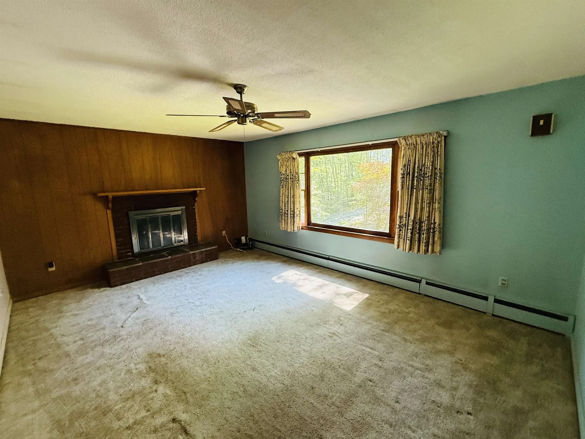 77 Griswold Drive Rockingham VT 05101