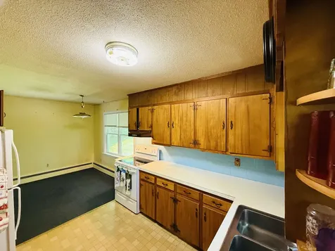 77 Griswold Drive Rockingham VT 05101