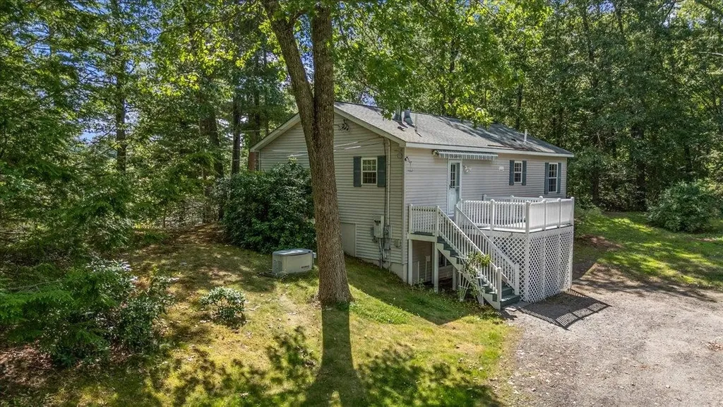 2 Casey Road East Kingston NH 03827