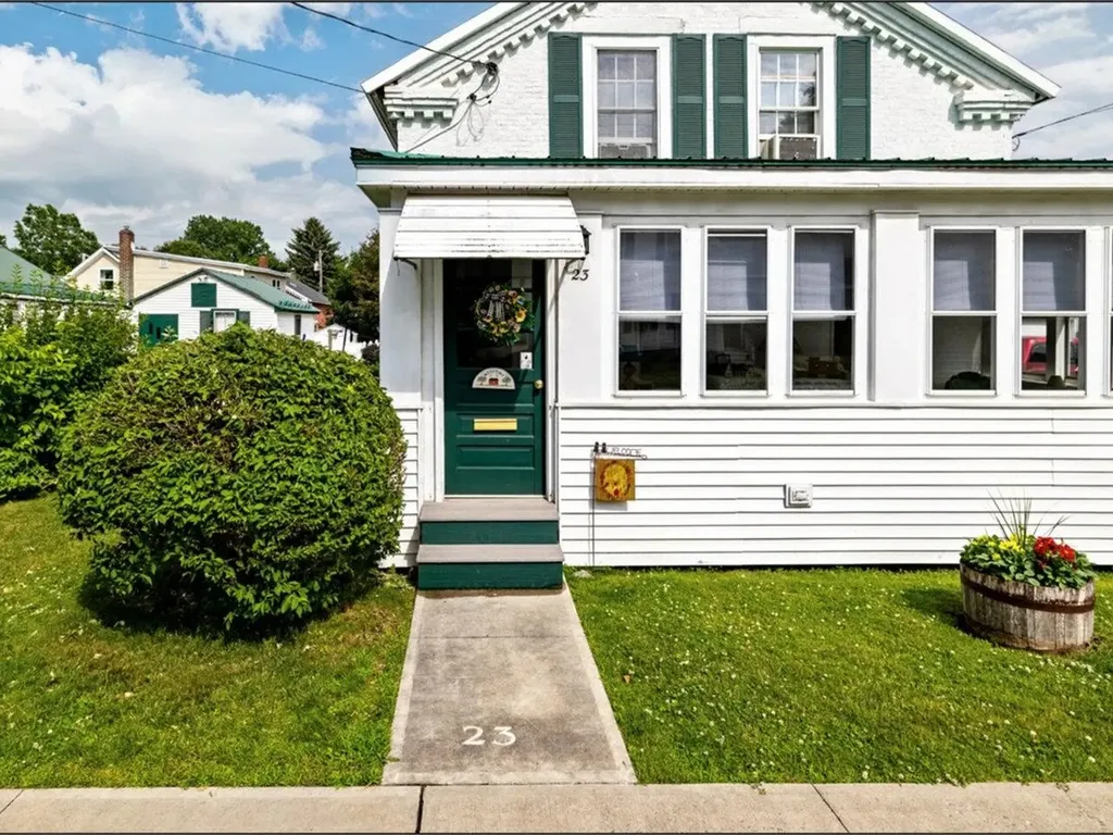 23 North Elm Street St. Albans City VT 05478