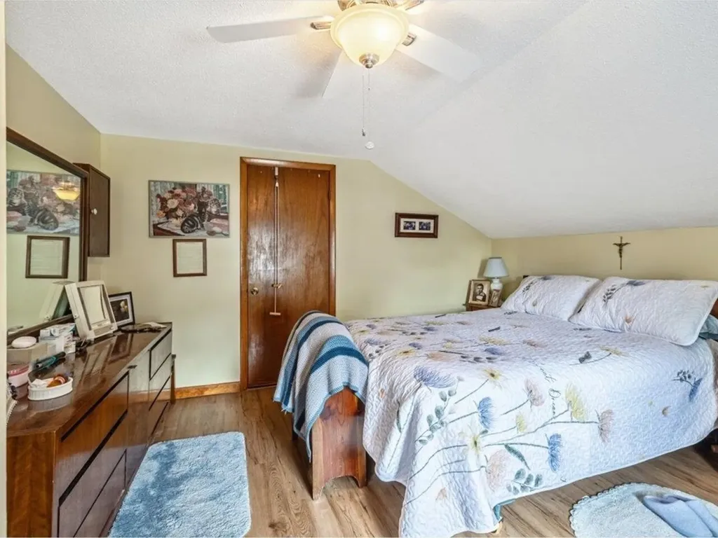 23 North Elm Street St. Albans City VT 05478