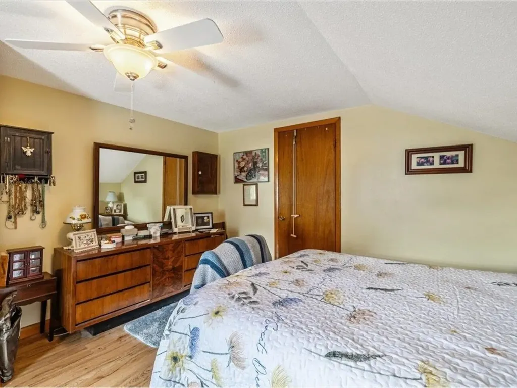 23 North Elm Street St. Albans City VT 05478