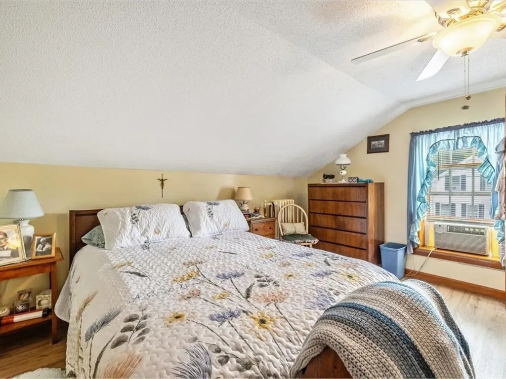 23 North Elm Street St. Albans City VT 05478