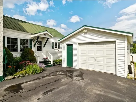 23 North Elm Street St. Albans City VT 05478