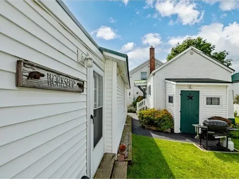 23 North Elm Street St. Albans City VT 05478