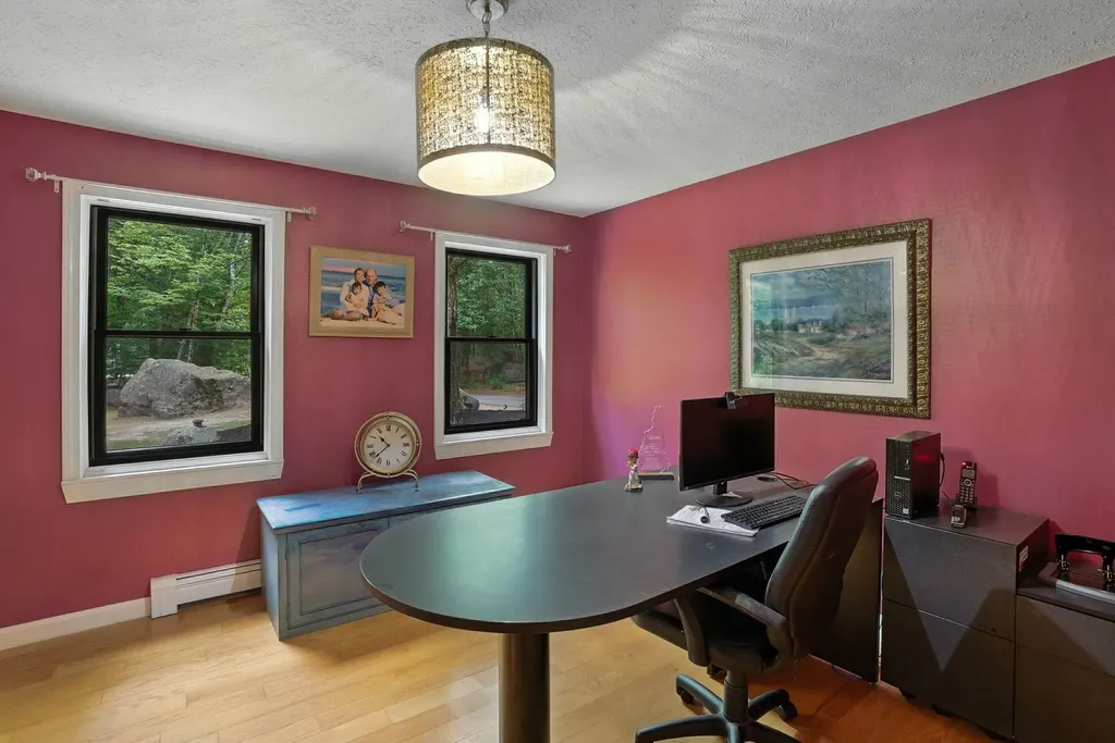 11 Cedar Drive New Boston NH 03070