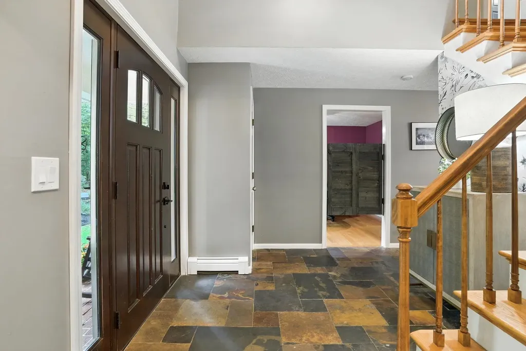 11 Cedar Drive New Boston NH 03070