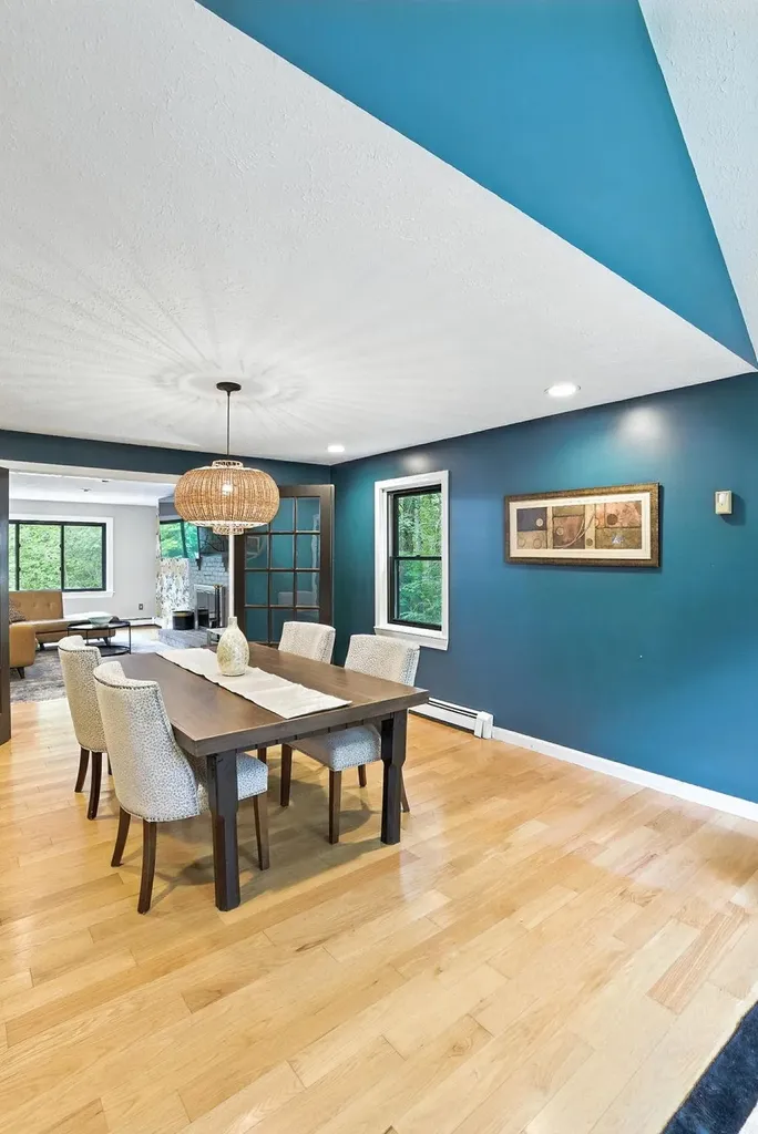 11 Cedar Drive New Boston NH 03070
