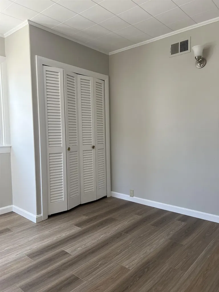11 B Norton Street Nashua NH 03060