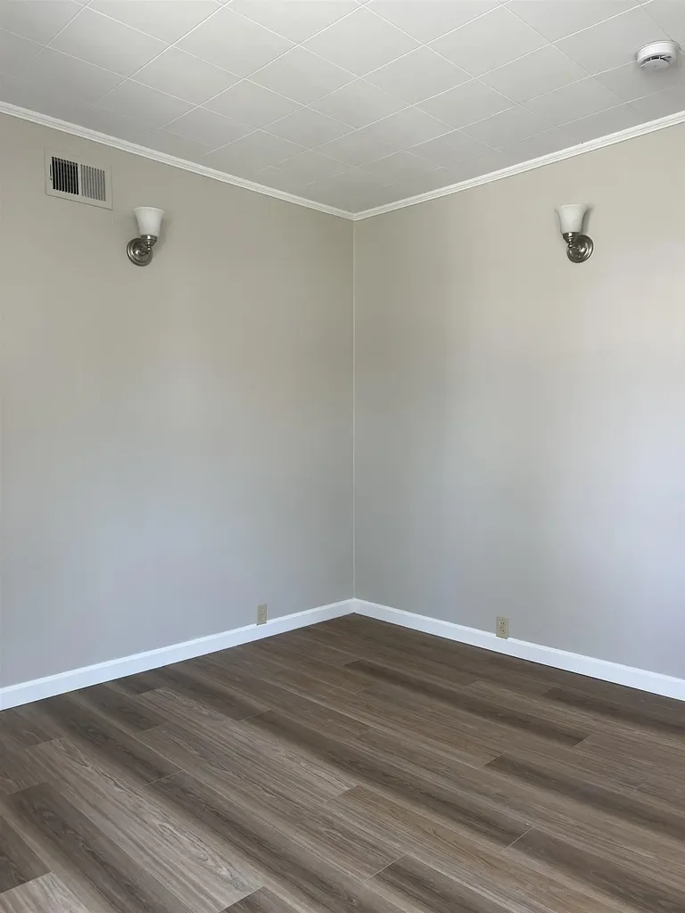 11 B Norton Street Nashua NH 03060