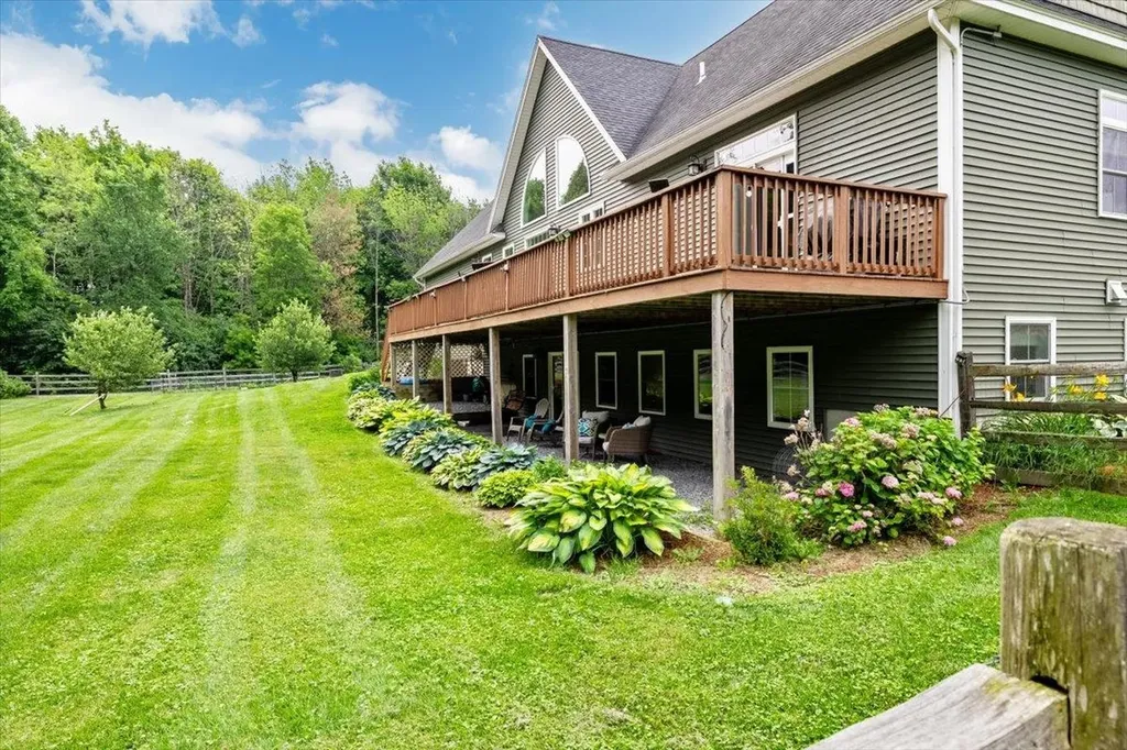 30 Haycorn Hollow Road South Hero VT 05486