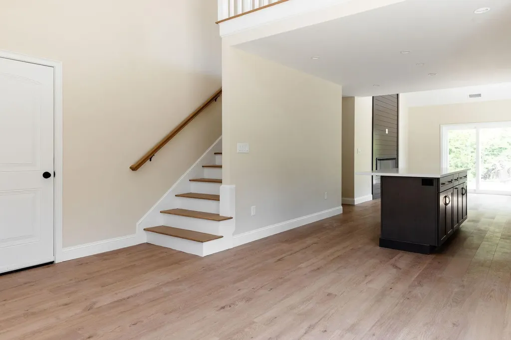 1 Cameron Court Hampstead NH 03841