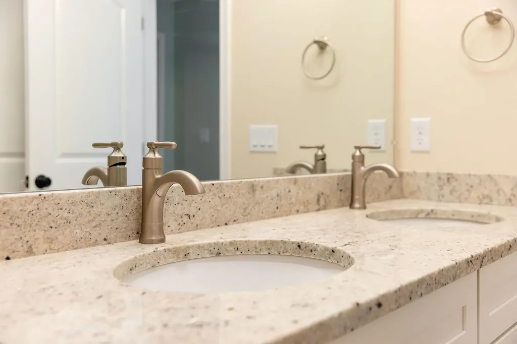 1 Cameron Court Hampstead NH 03841