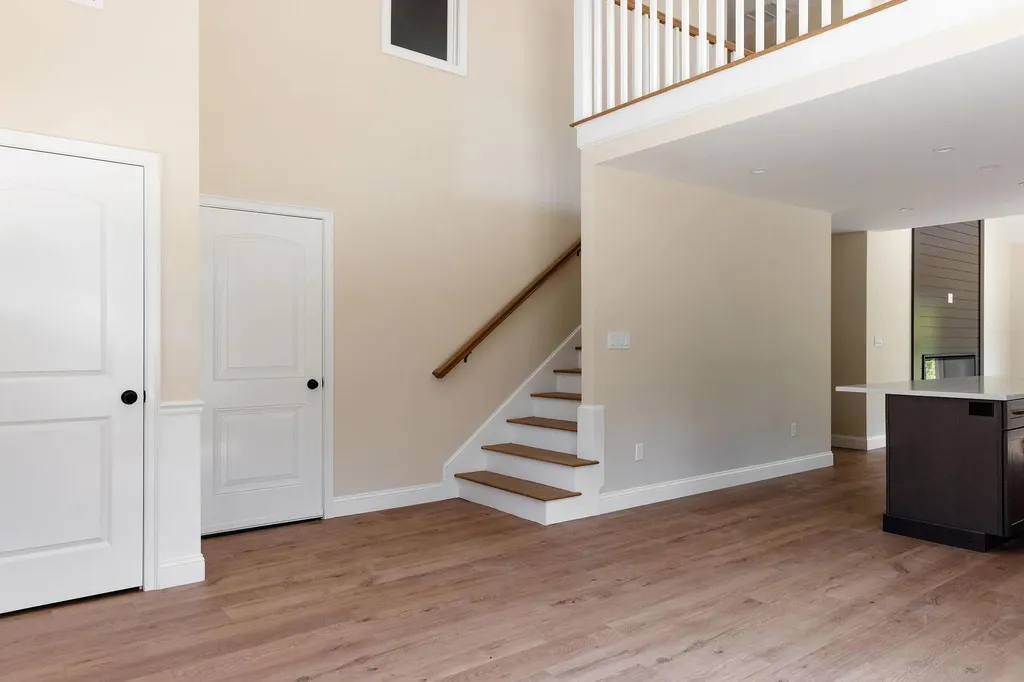 1 Cameron Court Hampstead NH 03841